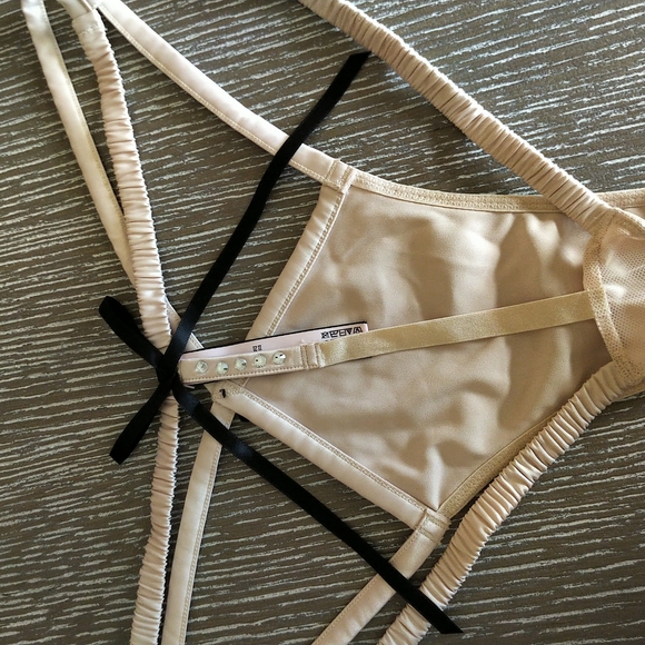 Victorias Secret Dream Angels Rhinestone Strappy Satin Shine Cheekini Panty - Picture 10 of 11